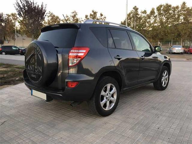 TOYOTA RAV 4 (01/10/2011) - 